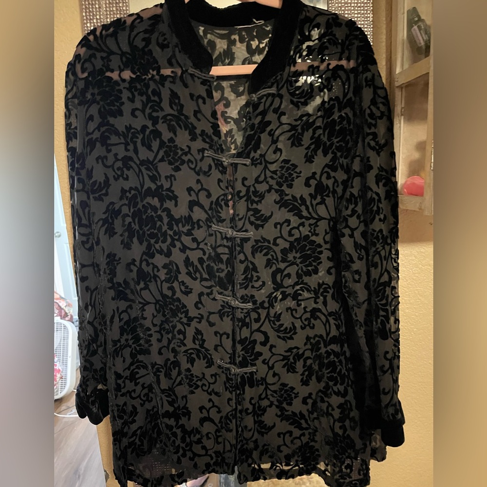 Black sheer blouse with velvett pattern